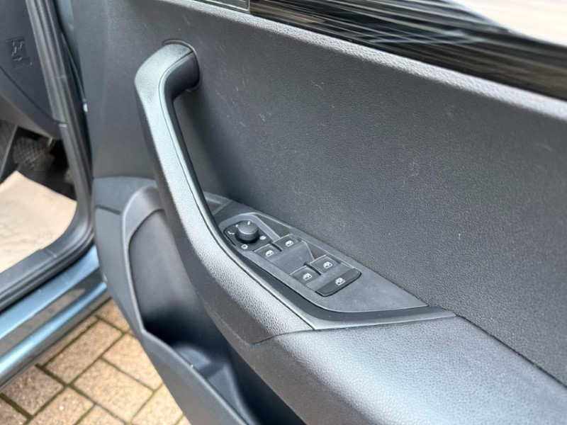 2018 (18) SKODA KAROQ 1.0 TSI SE L 5dr DSG 4880280