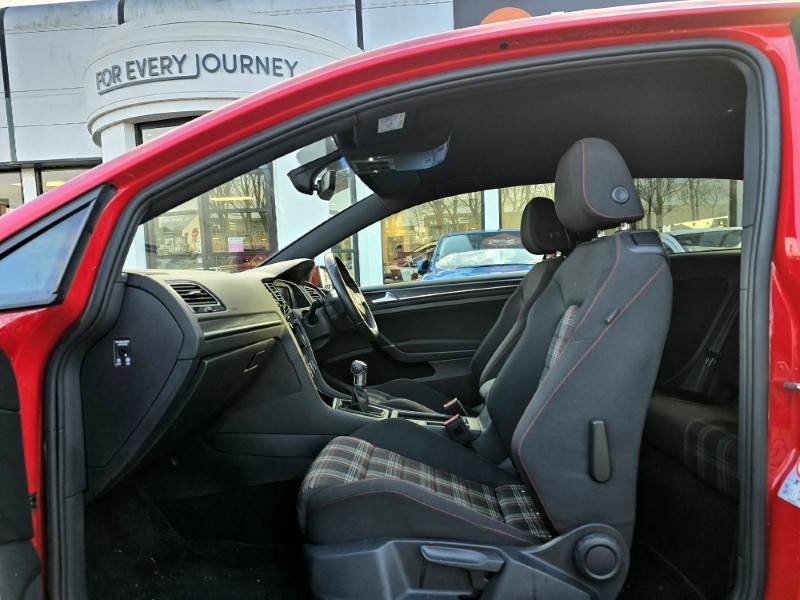 2017 (67) VOLKSWAGEN GOLF 2.0 TSI 245 GTI Performance 3dr 4908420