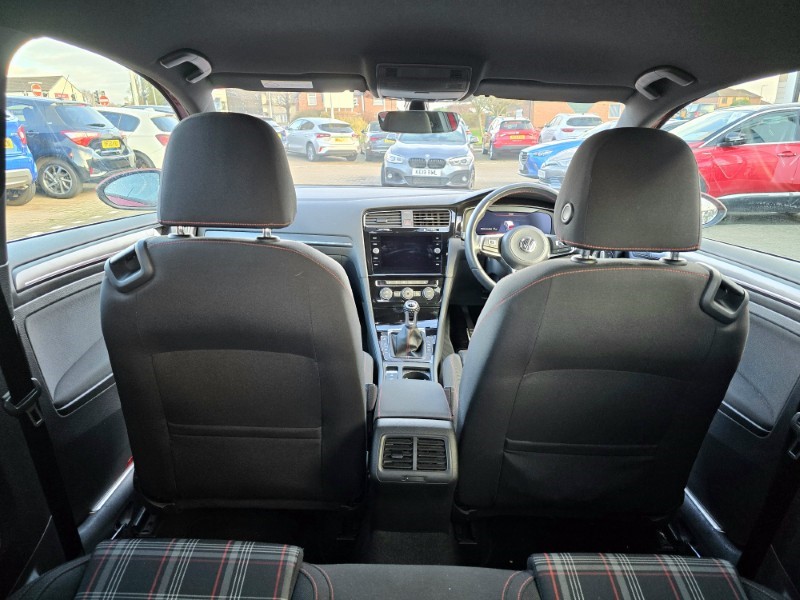 2017 (67) VOLKSWAGEN GOLF 2.0 TSI 245 GTI Performance 3dr 4908418