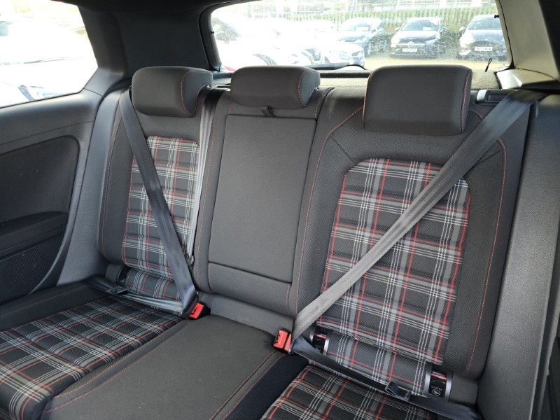 2017 (67) VOLKSWAGEN GOLF 2.0 TSI 245 GTI Performance 3dr 4908421