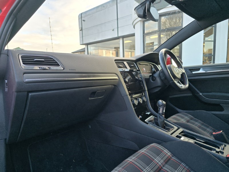2017 (67) VOLKSWAGEN GOLF 2.0 TSI 245 GTI Performance 3dr 4908422