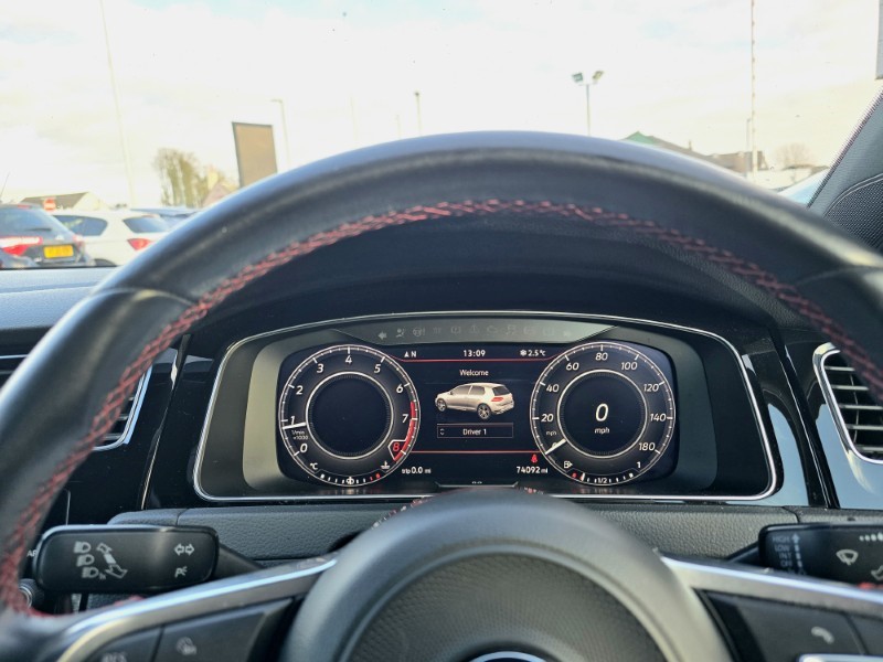 2017 (67) VOLKSWAGEN GOLF 2.0 TSI 245 GTI Performance 3dr 4908431