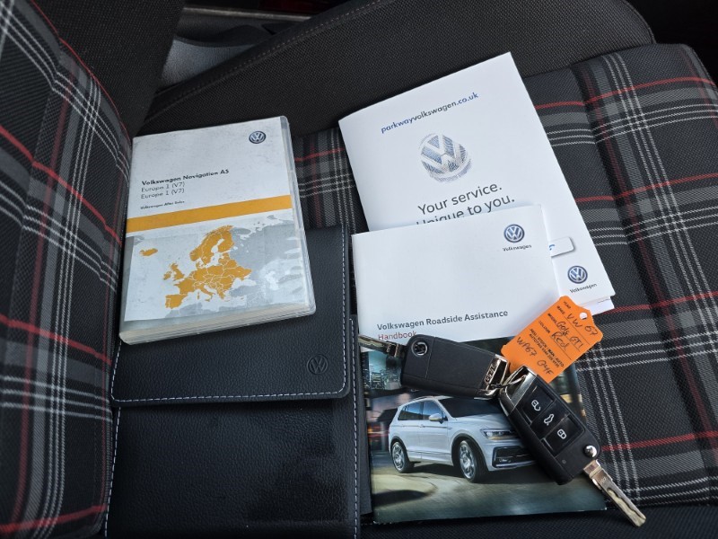 2017 (67) VOLKSWAGEN GOLF 2.0 TSI 245 GTI Performance 3dr 4908444