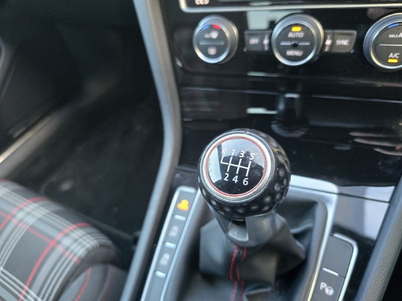 2017 (67) VOLKSWAGEN GOLF 2.0 TSI 245 GTI Performance 3dr 4908434