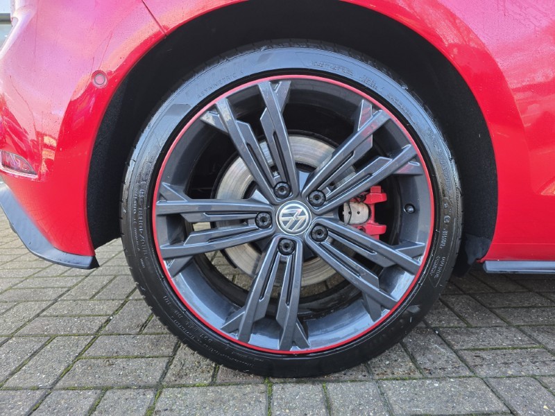 2017 (67) VOLKSWAGEN GOLF 2.0 TSI 245 GTI Performance 3dr 4908394