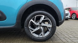 2021 (71) CITROEN C3 1.2 PureTech Shine 5dr 4926871