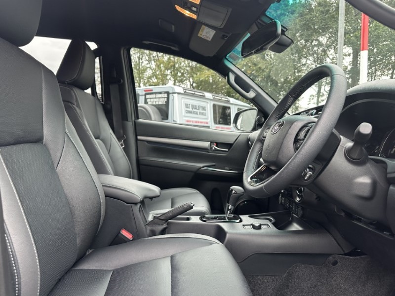 2026 (75) TOYOTA COMMERCIAL HILUX Invincible X D/Cab Pick Up 2.8 Hybrid 48V Auto 4897624