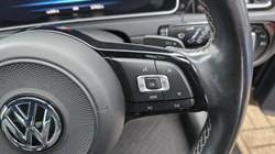 2019 (19) VOLKSWAGEN GOLF 2.0 TSI 300 R 5dr 4MOTION DSG 4906214
