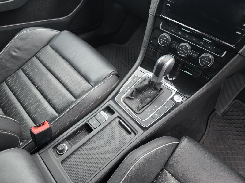 2019 (19) VOLKSWAGEN GOLF 2.0 TSI 300 R 5dr 4MOTION DSG 4906210