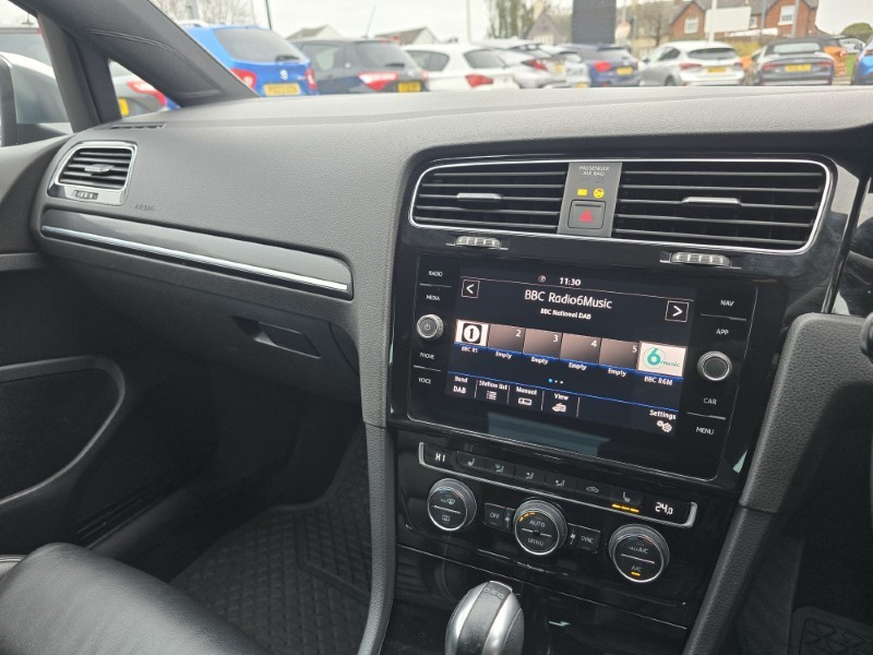 2019 (19) VOLKSWAGEN GOLF 2.0 TSI 300 R 5dr 4MOTION DSG 4906219