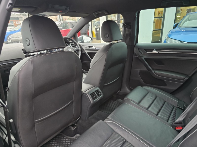 2019 (19) VOLKSWAGEN GOLF 2.0 TSI 300 R 5dr 4MOTION DSG 4906198