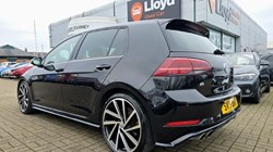 2019 (19) VOLKSWAGEN GOLF 2.0 TSI 300 R 5dr 4MOTION DSG 4906190