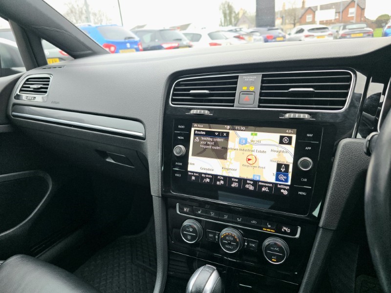 2019 (19) VOLKSWAGEN GOLF 2.0 TSI 300 R 5dr 4MOTION DSG 4906223