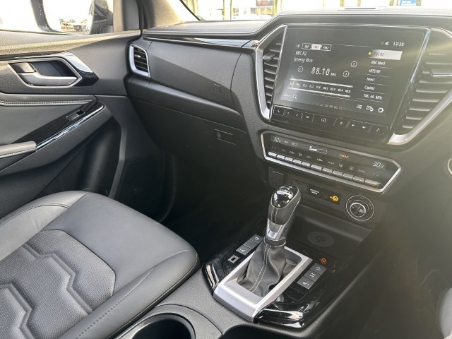 2024 (74) ISUZU COMMERCIAL D-MAX 1.9 V-Cross Steel Edition Double Cab 4x4 Auto 4907514