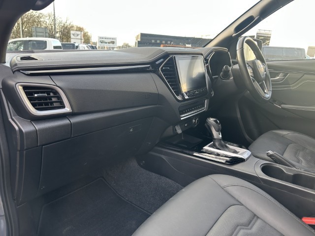 2024 (74) ISUZU COMMERCIAL D-MAX 1.9 V-Cross Steel Edition Double Cab 4x4 Auto 4907502