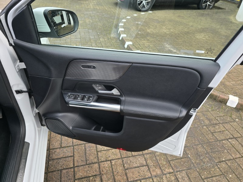 2022 (22) MERCEDES-BENZ B CLASS B200 Sport 5dr Auto 4933898