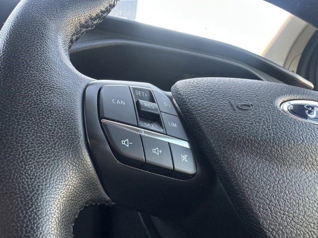 2022 (71) FORD COMMERCIAL TRANSIT CUSTOM 2.0 EcoBlue 130ps Low Roof D/Cab Limited Van 4931383