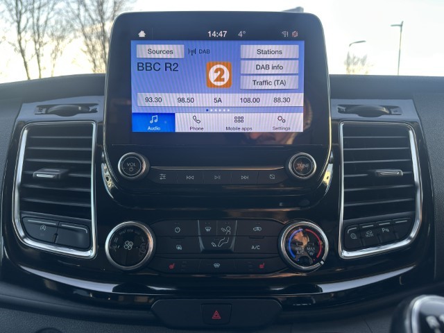 2022 (71) FORD COMMERCIAL TRANSIT CUSTOM 2.0 EcoBlue 130ps Low Roof D/Cab Limited Van 4931380