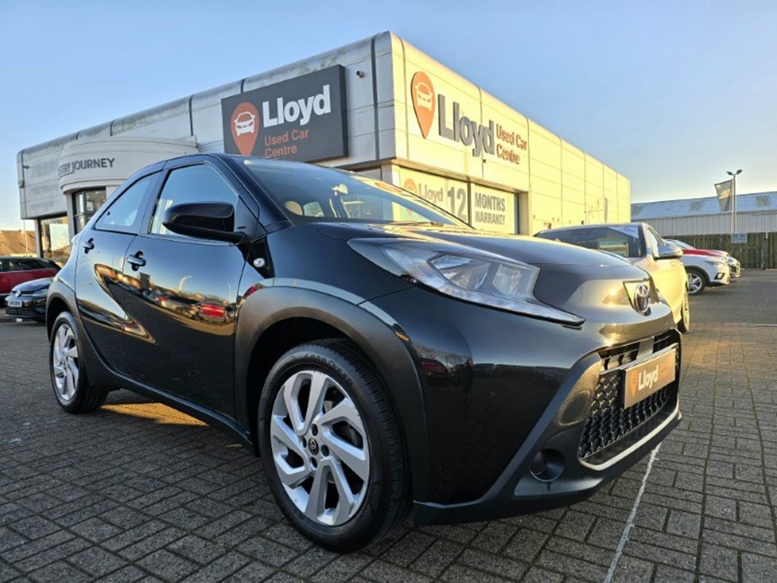 2023 (23) TOYOTA AYGO X 1.0 VVT-i Pure 5dr Auto