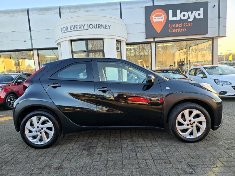 2023 (23) TOYOTA AYGO X 1.0 VVT-i Pure 5dr Auto 4920687