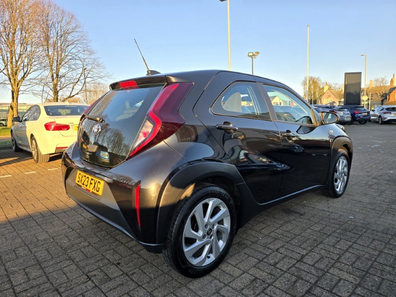 2023 (23) TOYOTA AYGO X 1.0 VVT-i Pure 5dr Auto 4920695