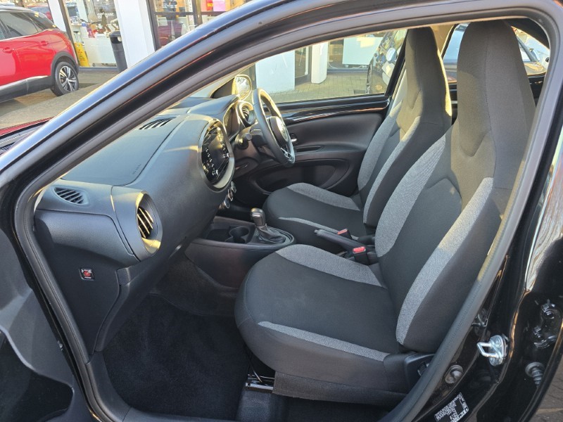 2023 (23) TOYOTA AYGO X 1.0 VVT-i Pure 5dr Auto 4920711