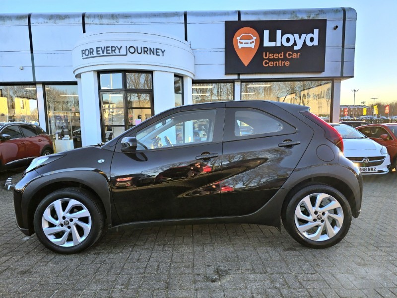 2023 (23) TOYOTA AYGO X 1.0 VVT-i Pure 5dr Auto 4920698
