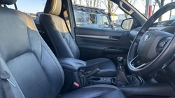 2021 (70) TOYOTA COMMERCIAL HILUX Invincible X D/Cab Pick Up 2.8 D-4D 4924057