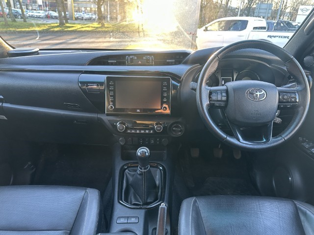 2021 (70) TOYOTA COMMERCIAL HILUX Invincible X D/Cab Pick Up 2.8 D-4D 4924046