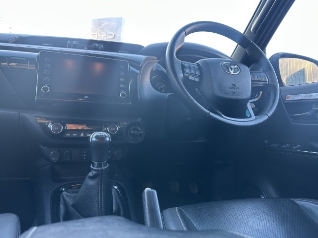 2021 (70) TOYOTA COMMERCIAL HILUX Invincible X D/Cab Pick Up 2.8 D-4D 4924047