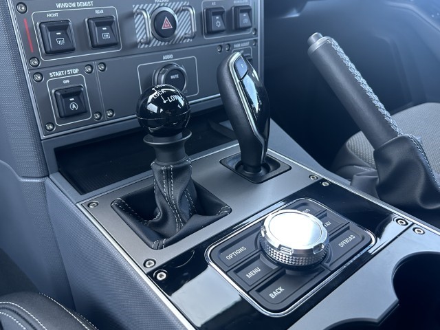 2025 (74) INEOS Commercials QUARTERMASTER 3.0 TD Trialmaster Edition Double Cab Pick Up Auto 4940829