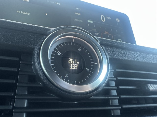 2025 (74) INEOS Commercials QUARTERMASTER 3.0 TD Trialmaster Edition Double Cab Pick Up Auto 4940847