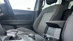 2024 (24) VOLKSWAGEN COMMERCIAL AMAROK D/Cab Pick Up Life 2.0 TDI 205 4MOTION Auto 4937629