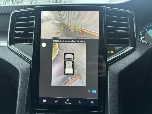 2024 (24) VOLKSWAGEN COMMERCIAL AMAROK D/Cab Pick Up Life 2.0 TDI 205 4MOTION Auto 4937635