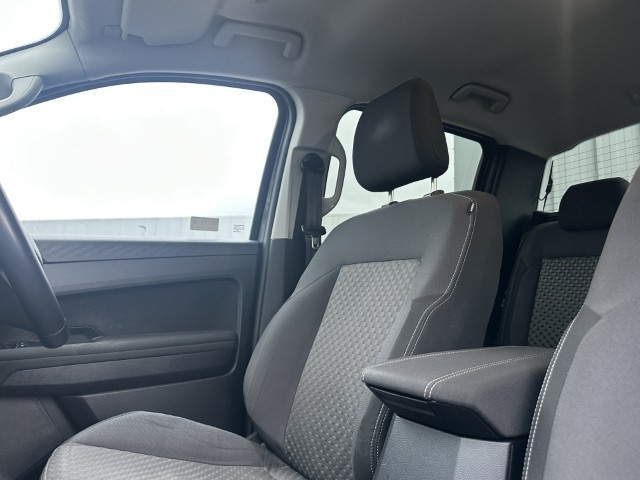 2024 (24) VOLKSWAGEN COMMERCIAL AMAROK D/Cab Pick Up Life 2.0 TDI 205 4MOTION Auto 4937627