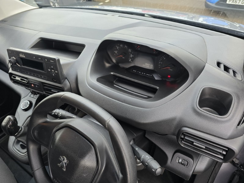 2020 (20) PEUGEOT COMMERCIAL PARTNER 850 S 1.6 BlueHDi 100 Van 4954279