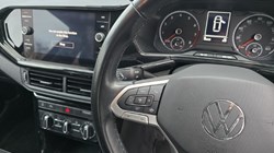 2021 (71) VOLKSWAGEN T-ROC 1.0 TSI Black Edition 5dr 4935173