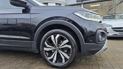 2021 (71) VOLKSWAGEN T-ROC 1.0 TSI Black Edition 5dr 4935144