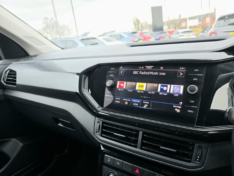 2021 (71) VOLKSWAGEN T-ROC 1.0 TSI Black Edition 5dr 4935180