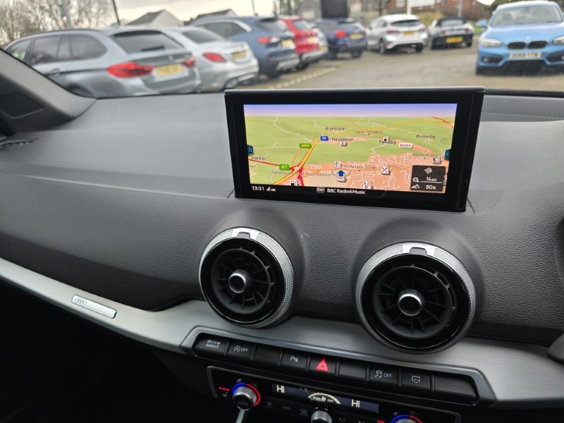 2022 (72) AUDI Q2 35 TFSI Black Edition 5dr S Tronic 4938087