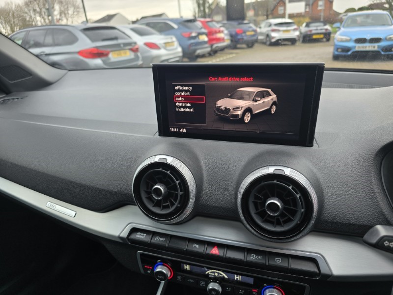 2022 (72) AUDI Q2 35 TFSI Black Edition 5dr S Tronic 4938091