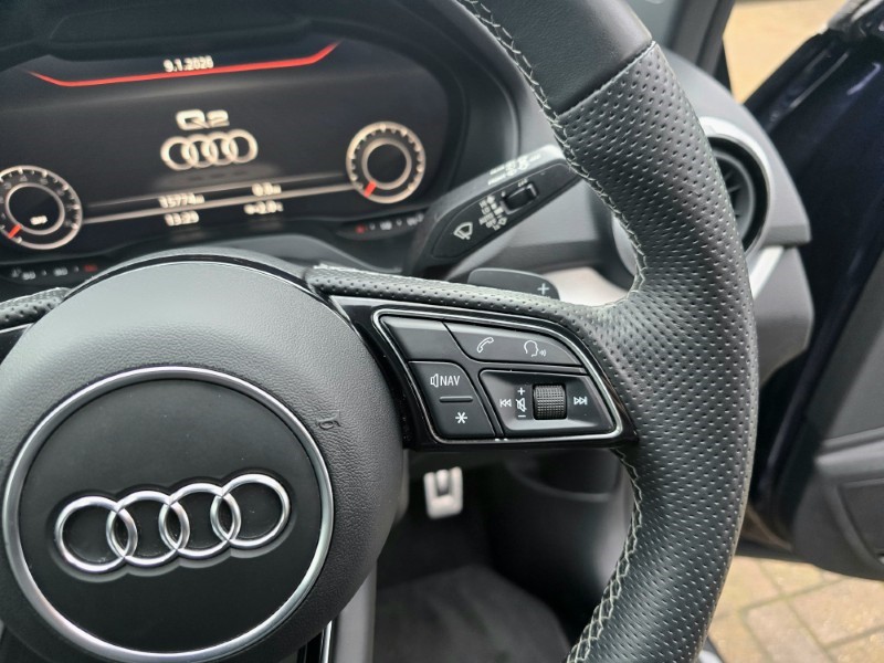 2022 (72) AUDI Q2 35 TFSI Black Edition 5dr S Tronic 4938082