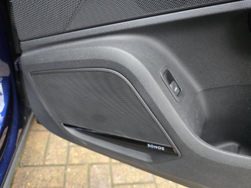 2022 (72) AUDI Q2 35 TFSI Black Edition 5dr S Tronic 4938075