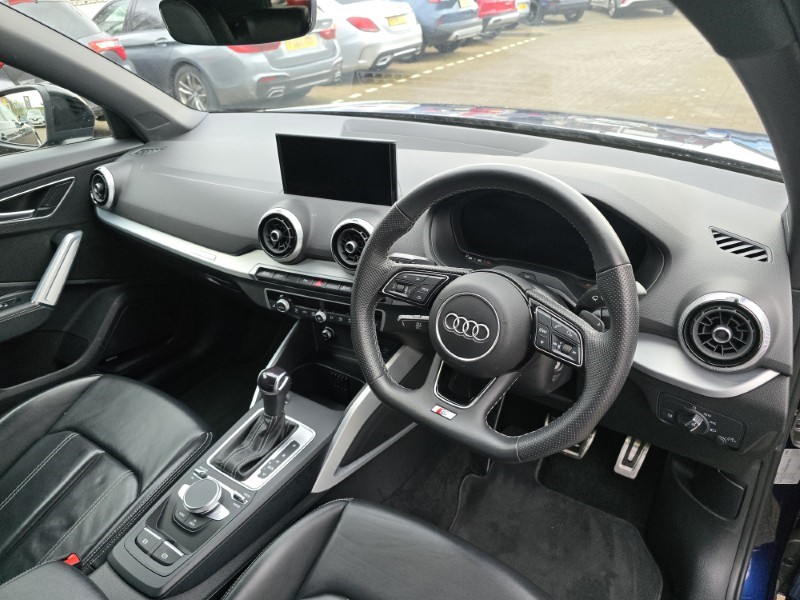 2022 (72) AUDI Q2 35 TFSI Black Edition 5dr S Tronic 4938084