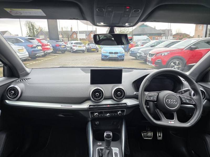 2022 (72) AUDI Q2 35 TFSI Black Edition 5dr S Tronic 4938068