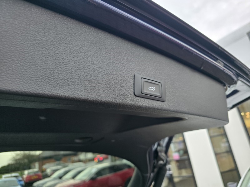 2022 (72) AUDI Q2 35 TFSI Black Edition 5dr S Tronic 4938064