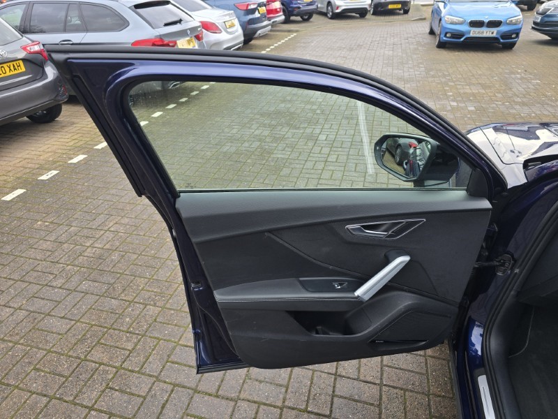 2022 (72) AUDI Q2 35 TFSI Black Edition 5dr S Tronic 4938070