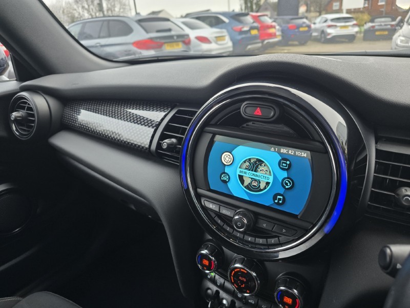 2020 (70) MINI CONVERTIBLE 2.0 Cooper S Classic II 2dr 4938131