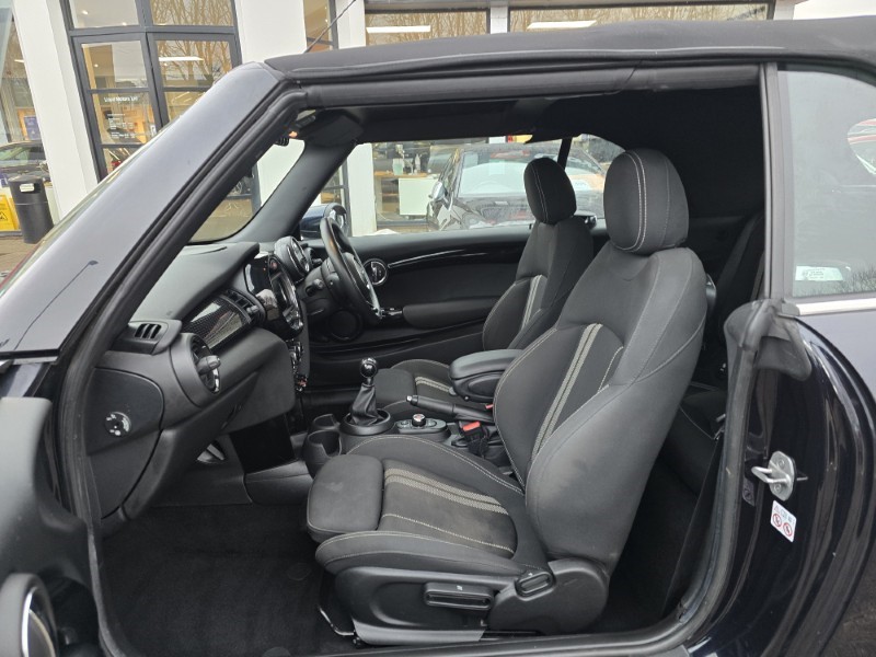 2020 (70) MINI CONVERTIBLE 2.0 Cooper S Classic II 2dr 4938118