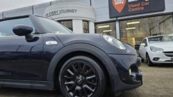 2020 (70) MINI CONVERTIBLE 2.0 Cooper S Classic II 2dr 4938099